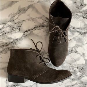 Dark Gray-Brown Flat Suede Booties w/ Laces Size 9